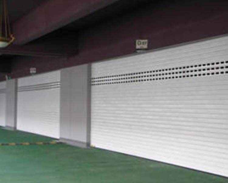 山西中盛恒卷簾門為您分享，山西快速卷簾門和防火卷簾門之間的區(qū)別